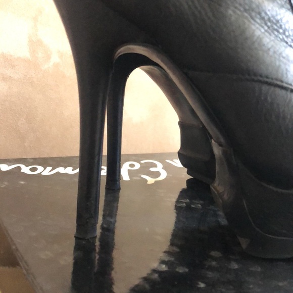 SAM EDELMAN Black Vixen Boots - Box will not be shipped as it is too large - Picture 4 of 15